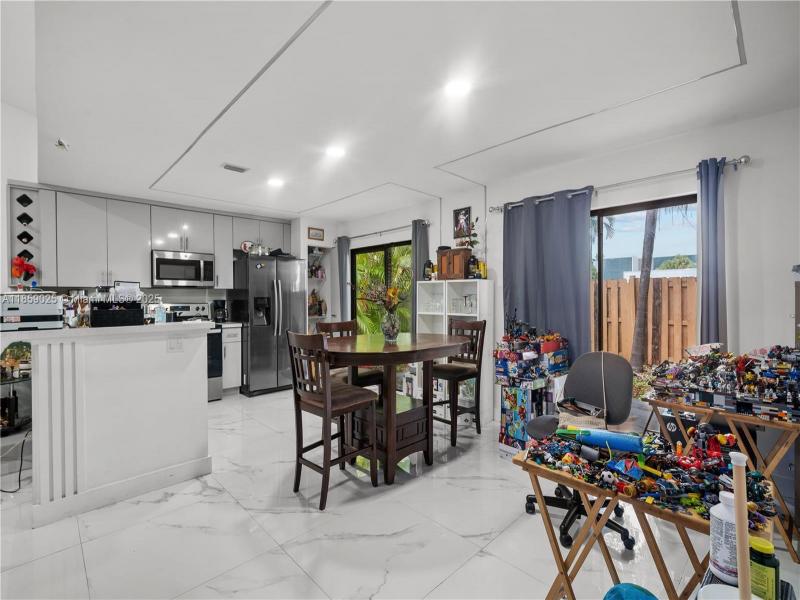 Property photo # 4