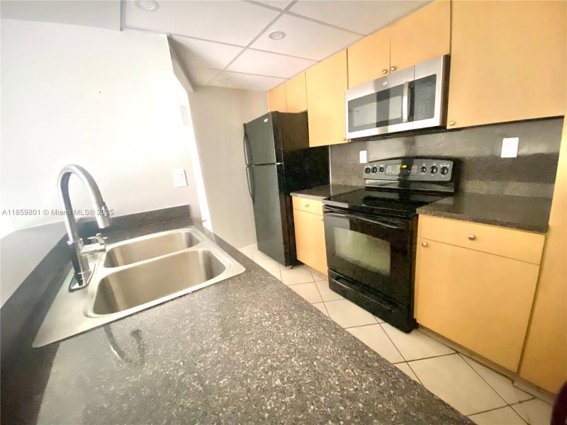 Property photo # 6