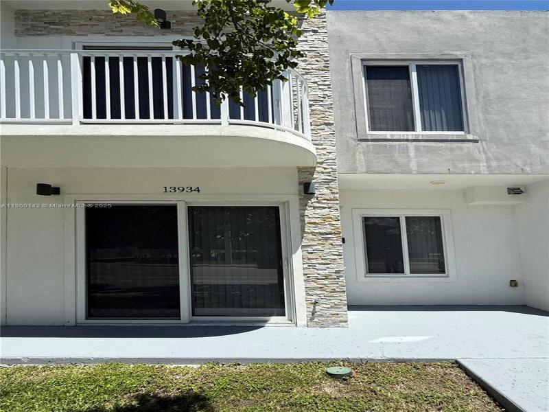 Property photo # 0