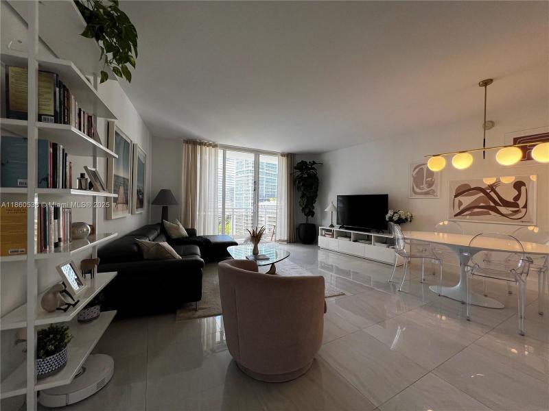 Property photo # 9