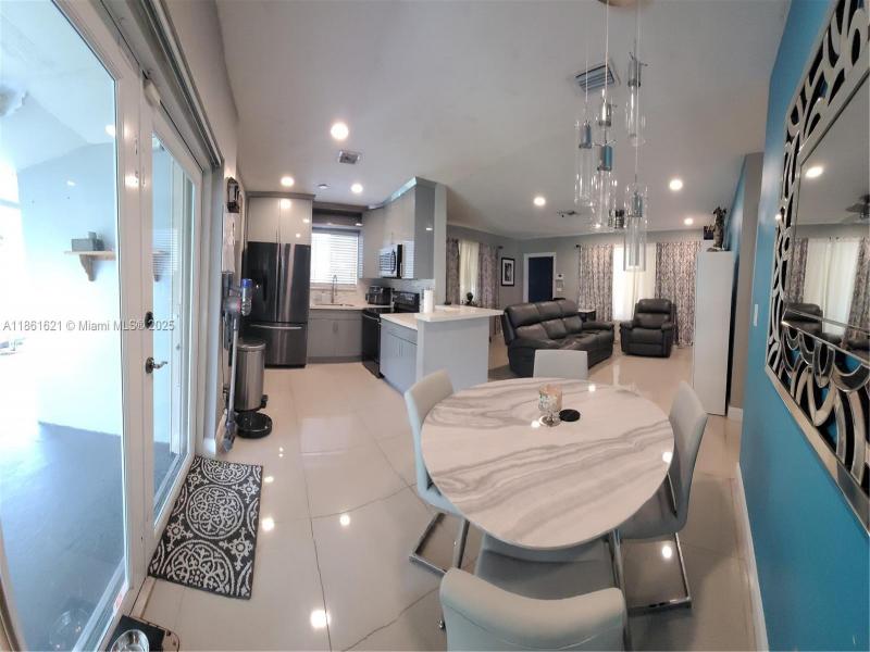 Property photo # 4