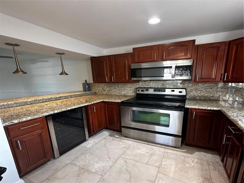 Property photo # 7