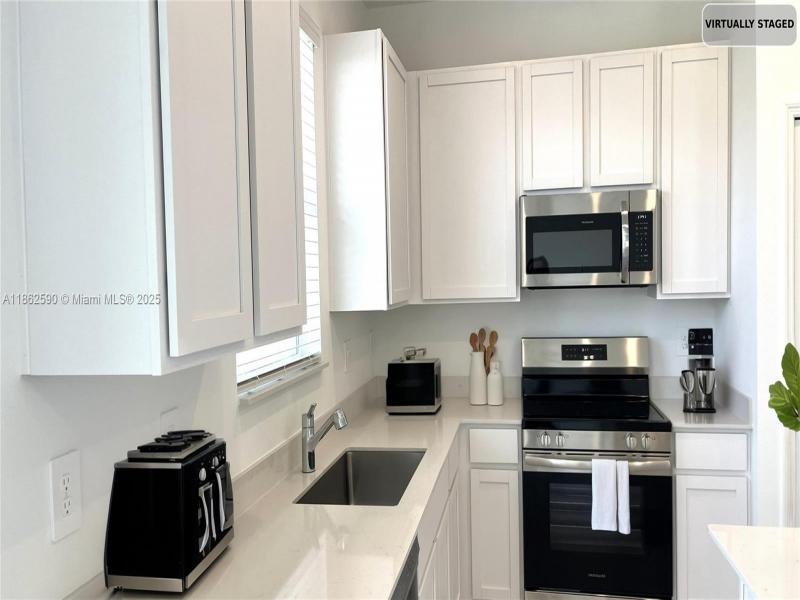 Property photo # 4
