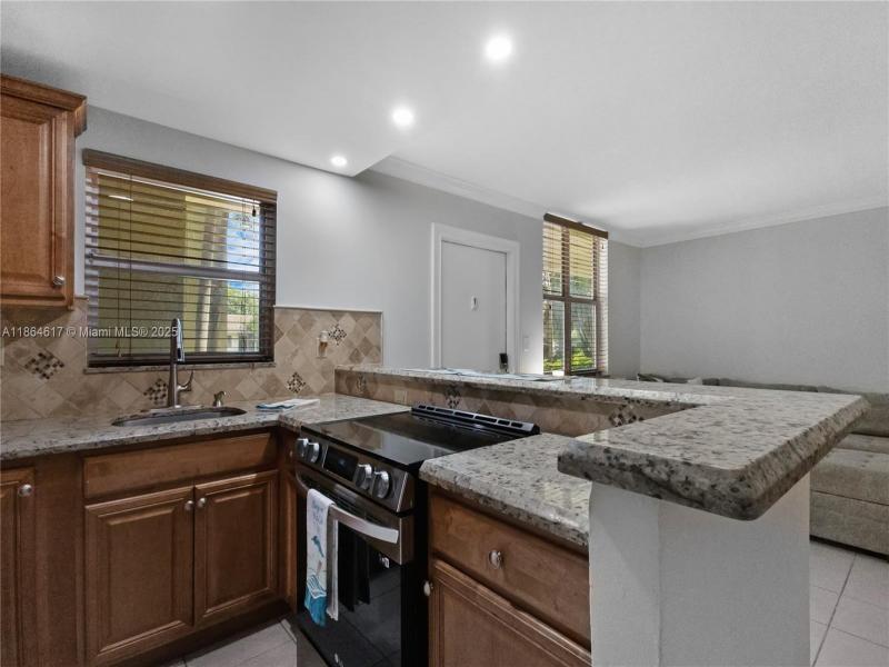Property photo # 9