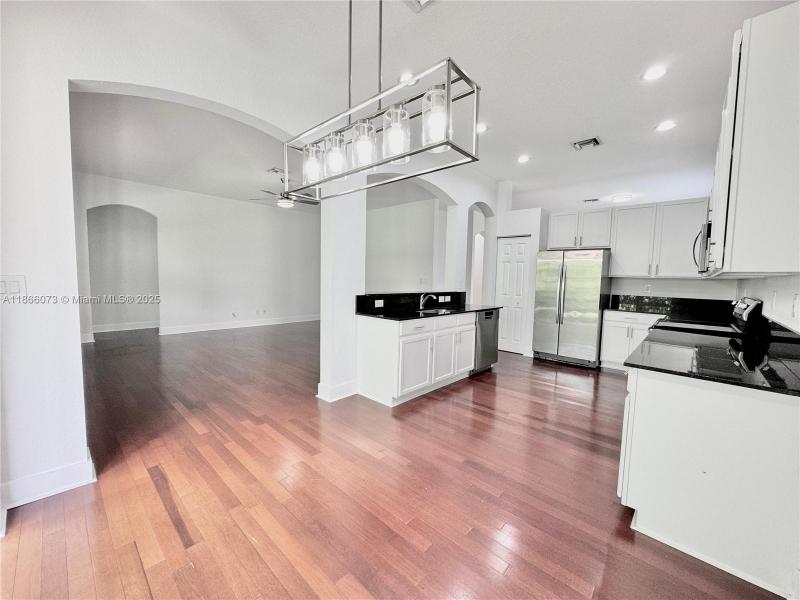 Property photo # 3