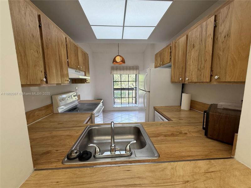 Property photo # 0