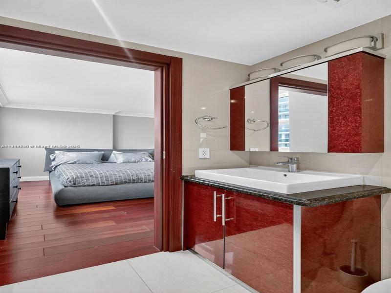 Property photo # 7