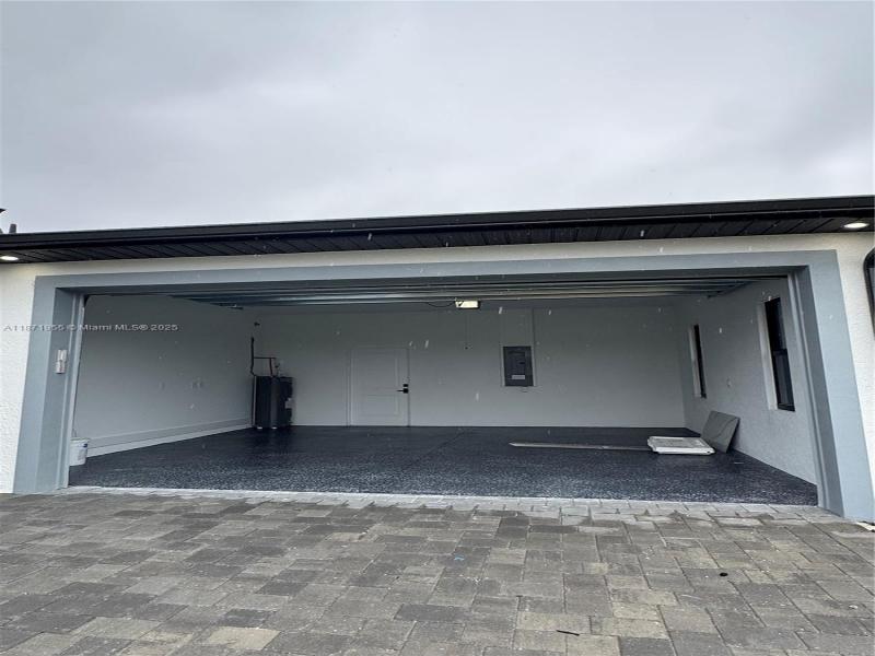 Property photo # 4