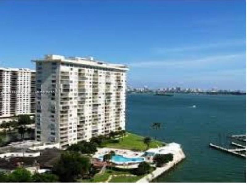 Comprar apartamento en Jockey Club 4D
