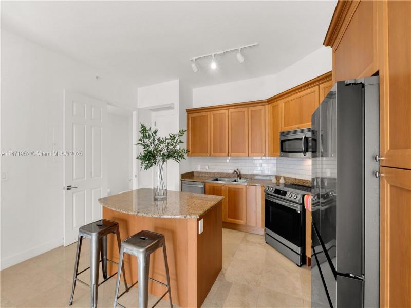 Property photo # 8