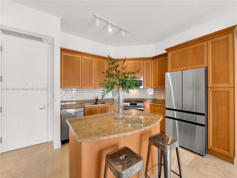 Property photo # 9