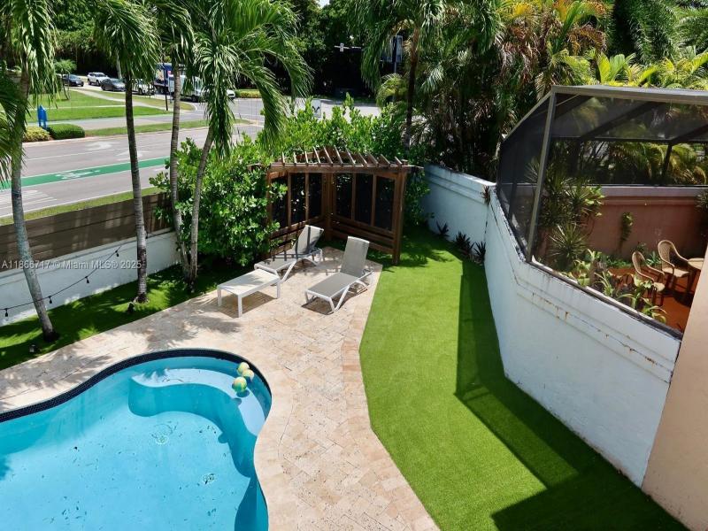 Property photo # 3