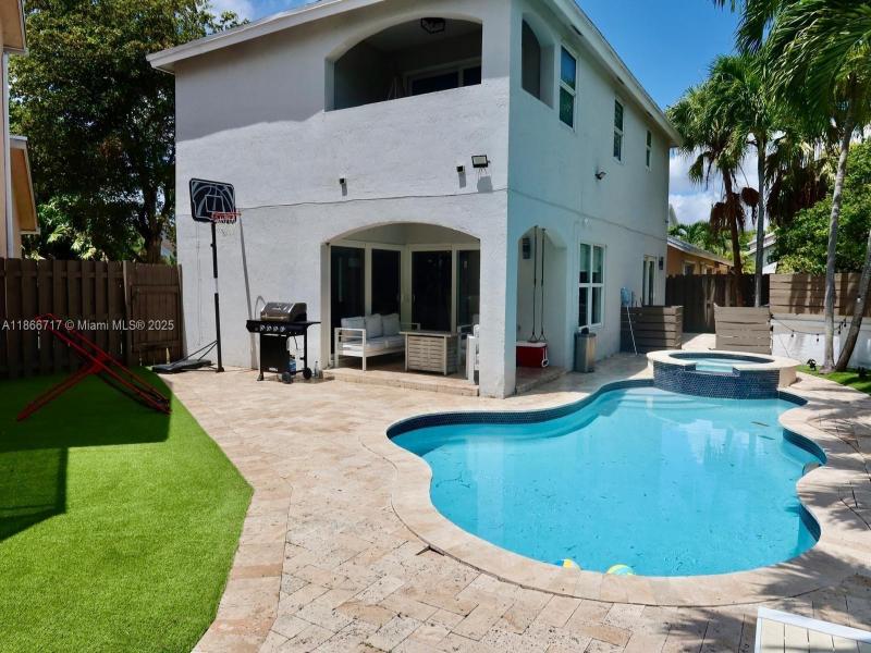 Property photo # 9