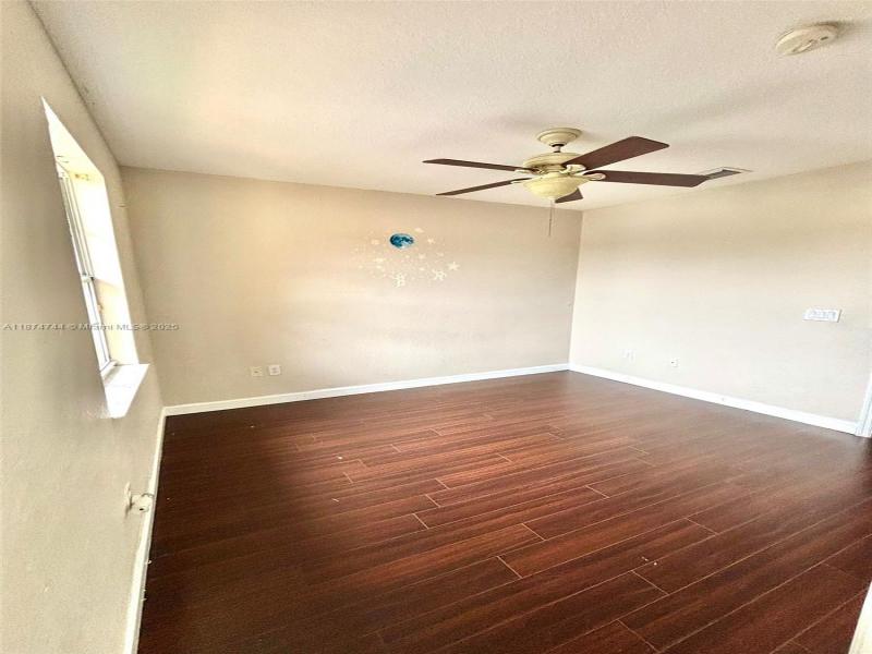 Property photo # 6