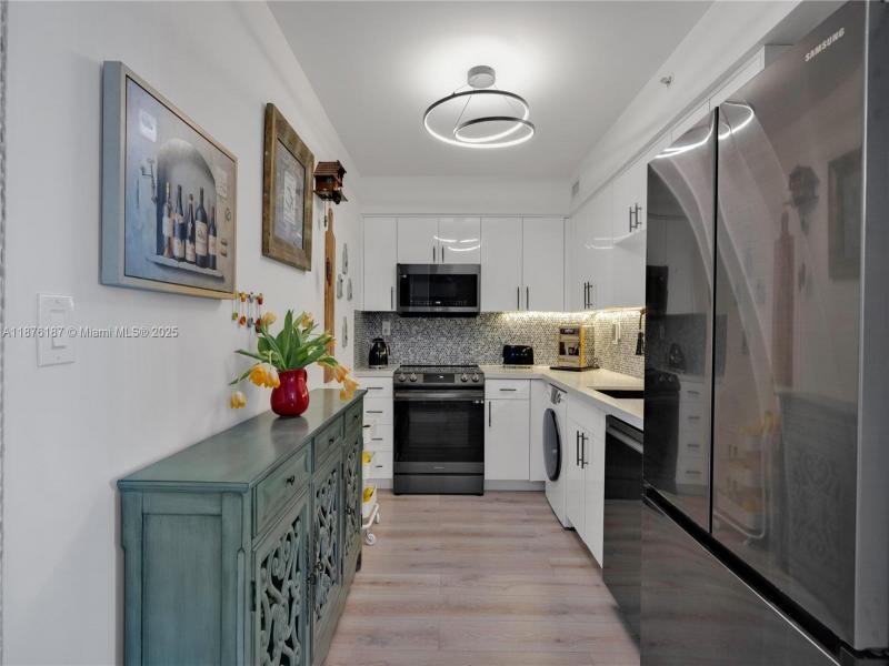 Property photo # 6