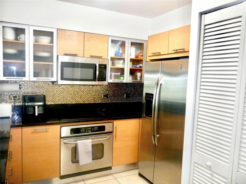 Property photo # 9