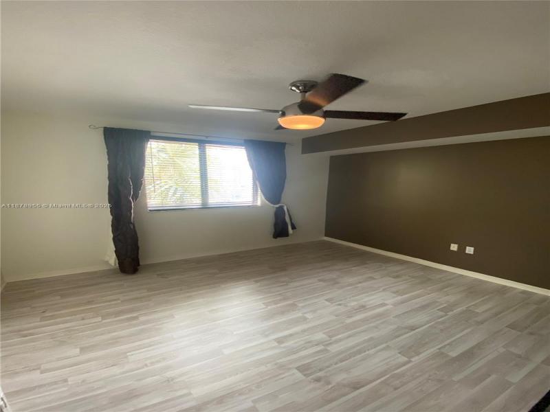 Condo for sale at Waverly Las Olas 705