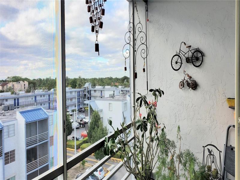 Property photo # 8