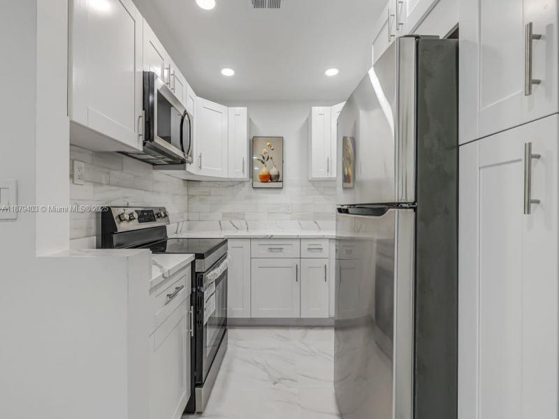Property photo # 8