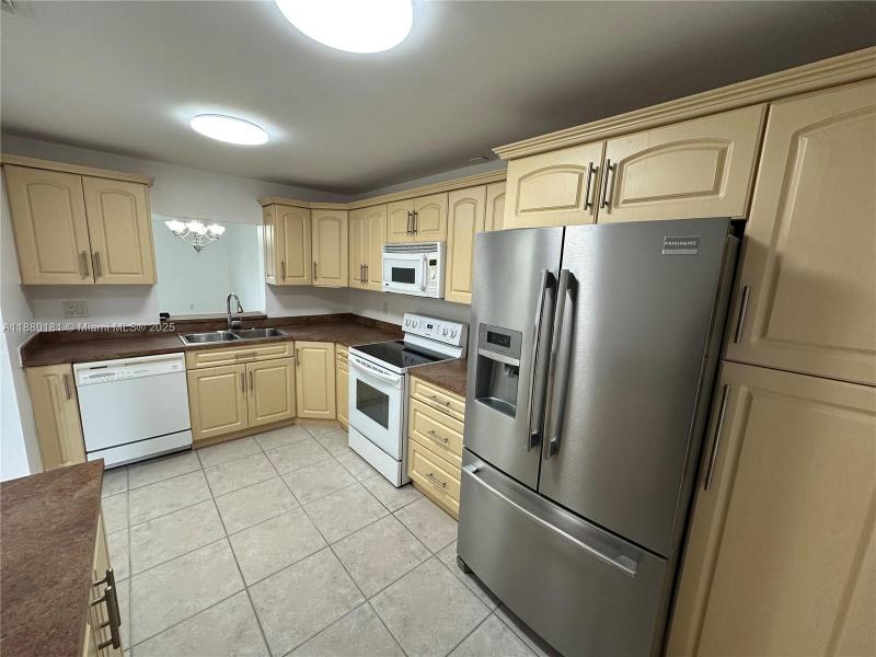 Property photo # 2