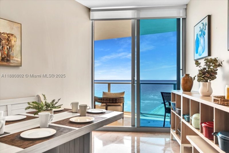 Comprar apartamento no Ocean Palms 2307