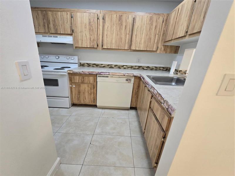 Property photo # 7