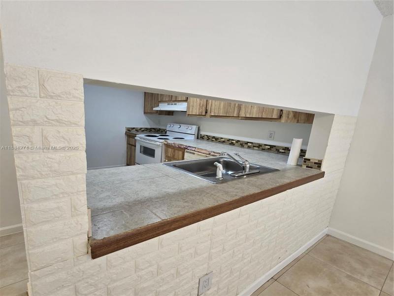 Property photo # 6