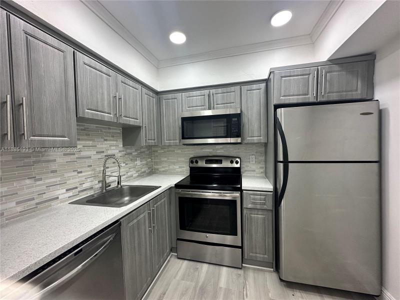 Property photo # 0