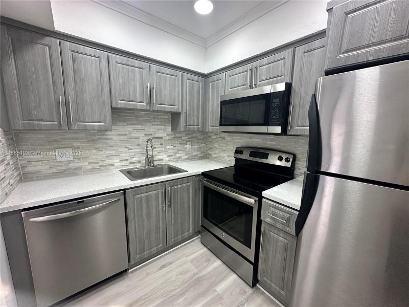 Property photo # 8
