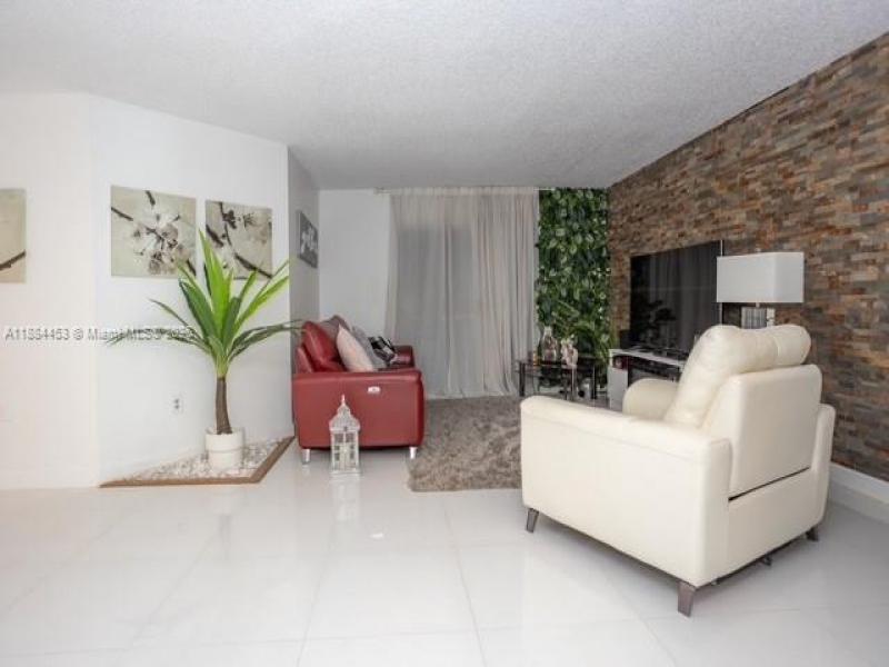 Property photo # 3