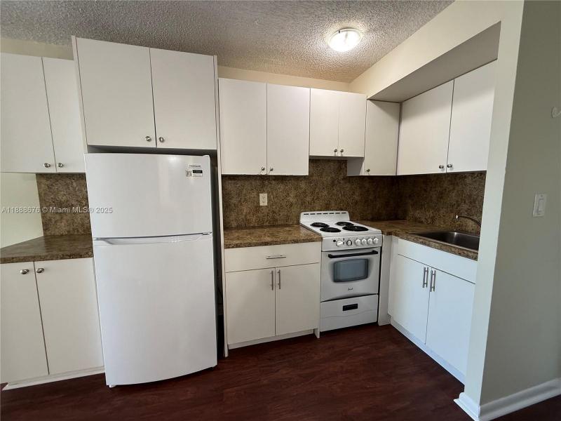 Property photo # 6