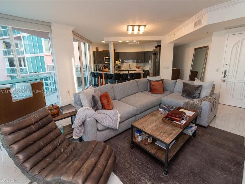 Condo for sale at Hidden Bay PH 2909