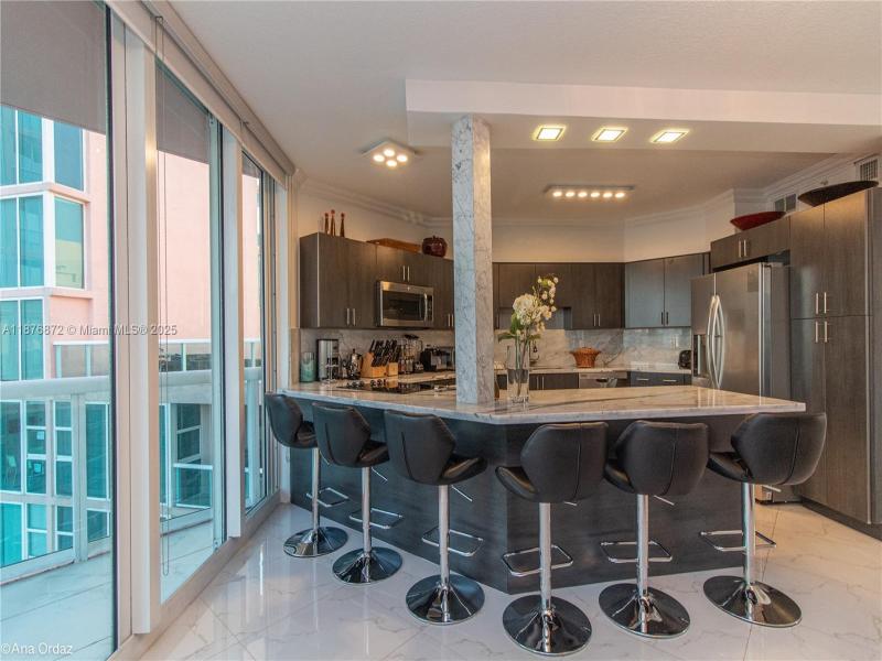 Condo for sale at Hidden Bay PH 2909
