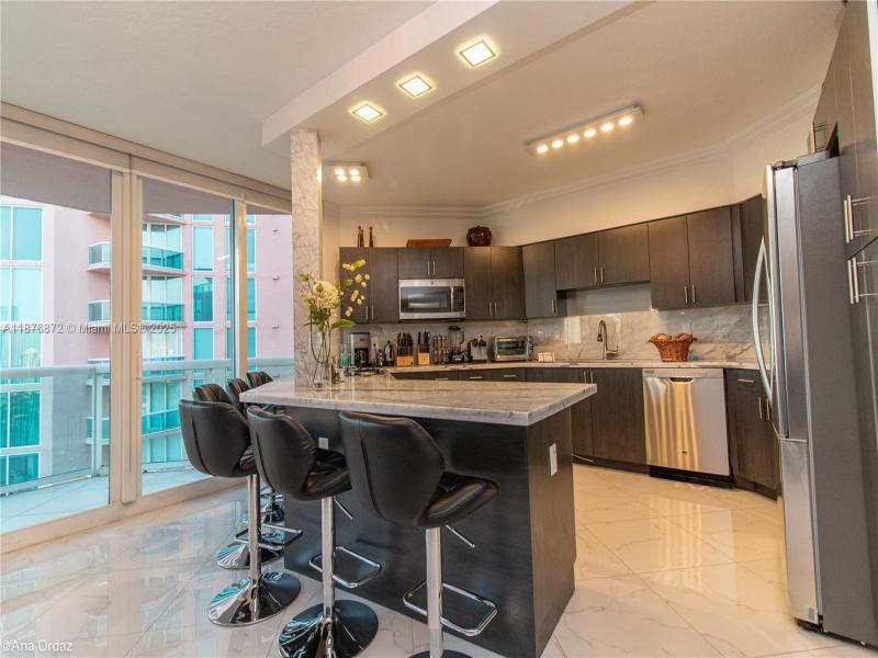 Condo for sale at Hidden Bay PH 2909