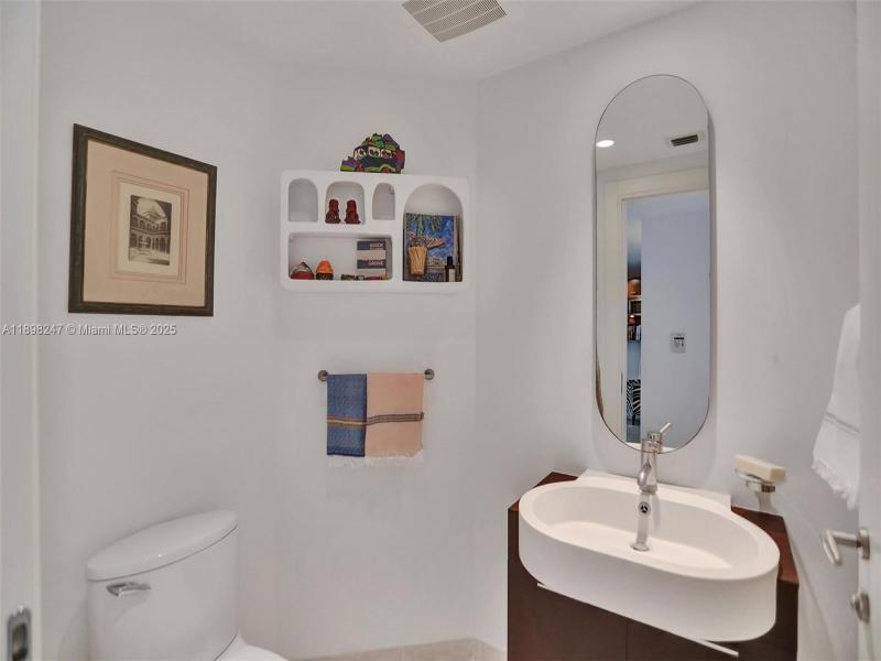 Property photo # 9
