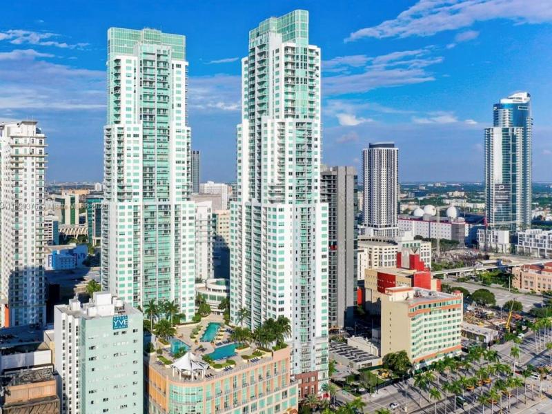 Vizcayne South Tower Apt #226