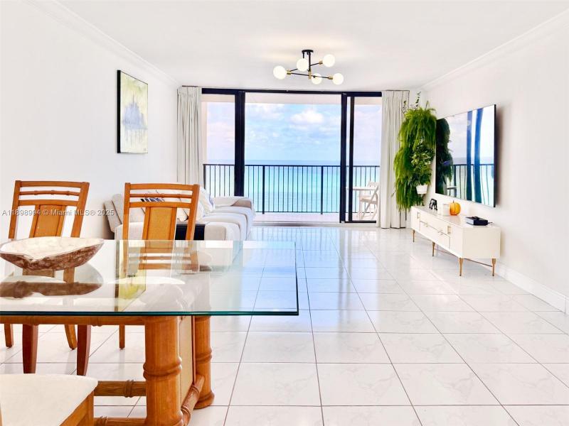 Apartment for rent at Grenoble at Quadomain 1402