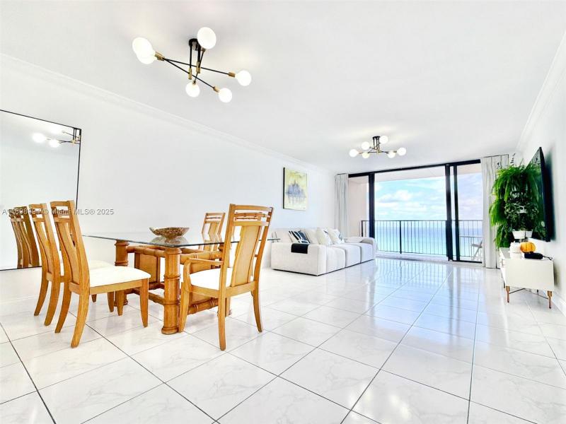 Apartment for rent at Grenoble at Quadomain 1402
