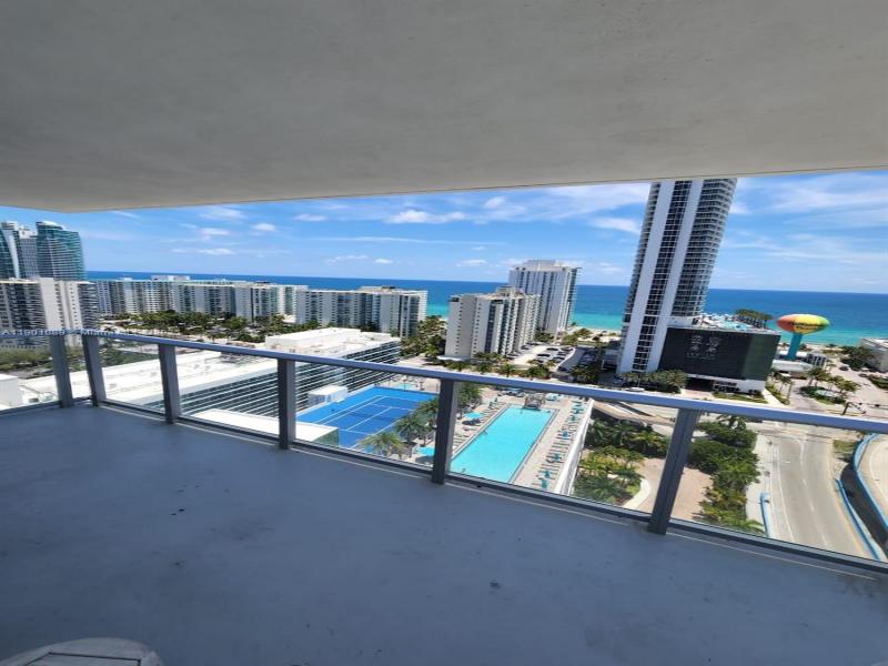 Condo for sale at Hyde Beach House R1709