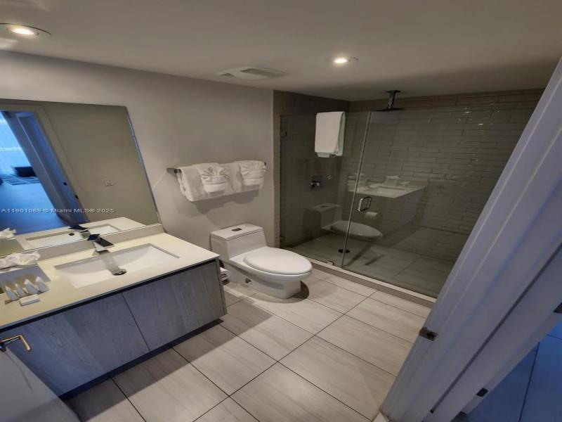 Condo for sale at Hyde Beach House R1709