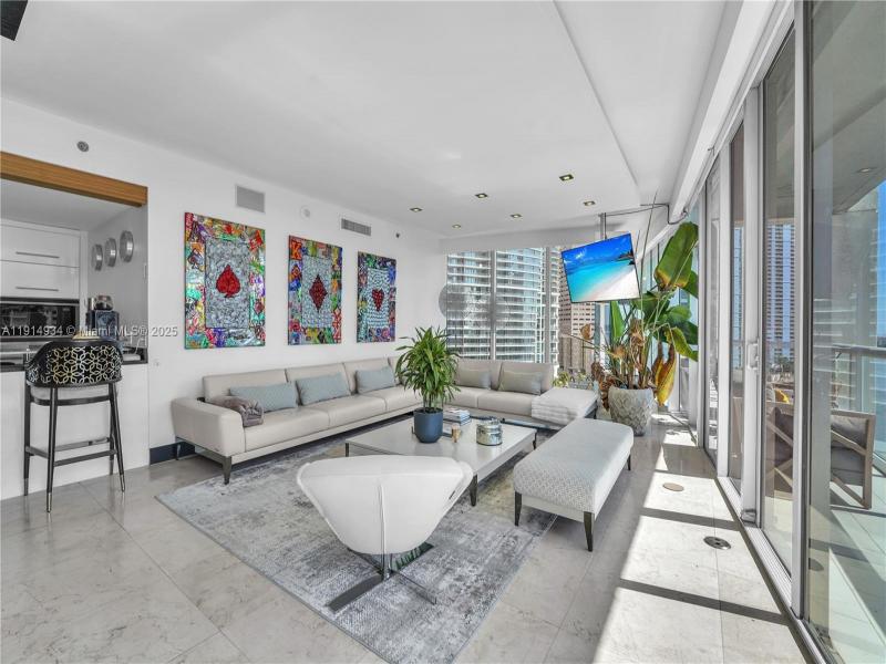 Property photo # 6