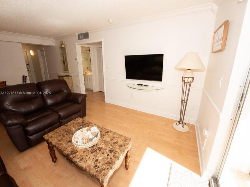 Comprar apartamento en Le Cartier 323