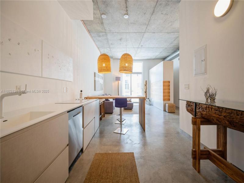 Comprar apartamento en The Meridian Lofts 512