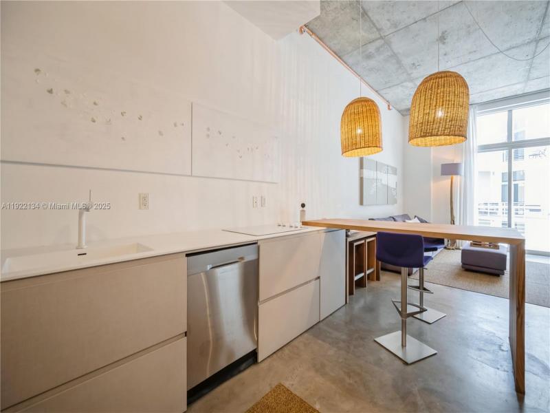Comprar apartamento en The Meridian Lofts 512