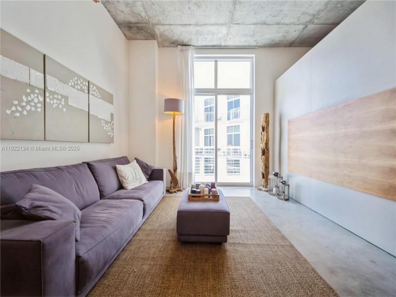 Comprar apartamento en The Meridian Lofts 512