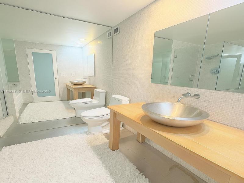 Condo for sale at Imperial House 5D