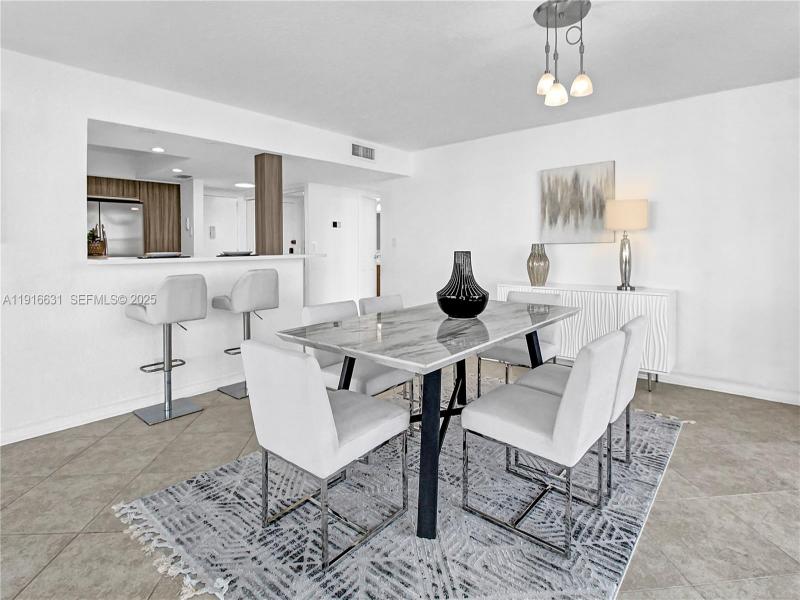 Condo for sale at Oceanview Park 821