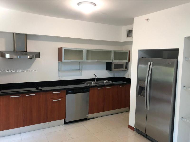 Lofts on Brickell Apt #111