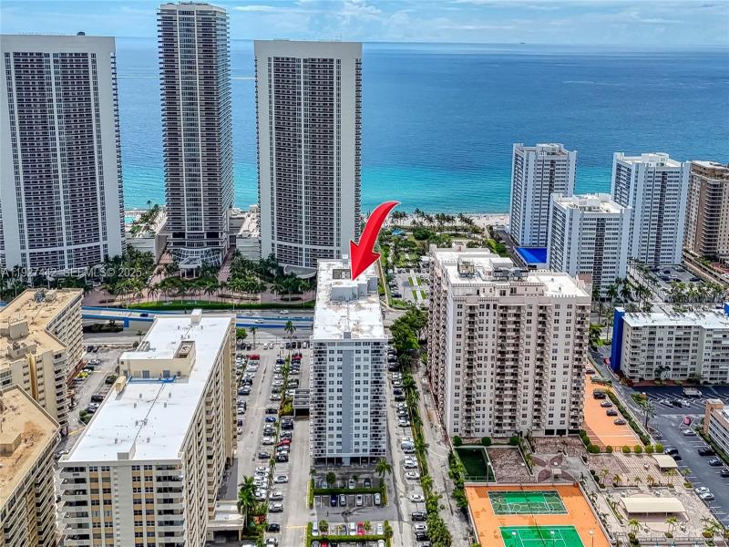 Plaza Towers South Apt #1405