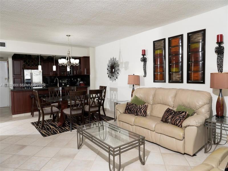Condo for sale at Sea Air Towers 508